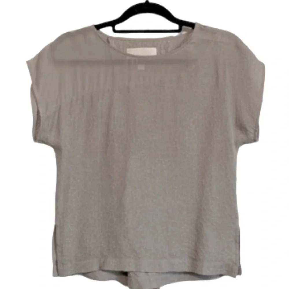 Brochure Walker 100% Silk Gray Textured Blouse Size XS
